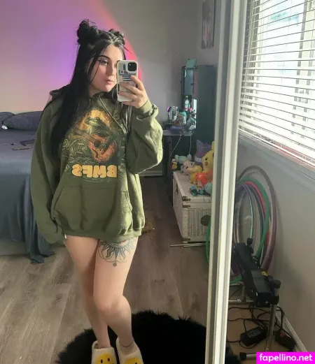 Maddie Kay OnlyFans Thumbnail #0zZums65Qx