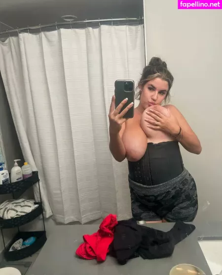 Maddielovezyou2333 OnlyFans Thumbnail #gwHgLRoKmY