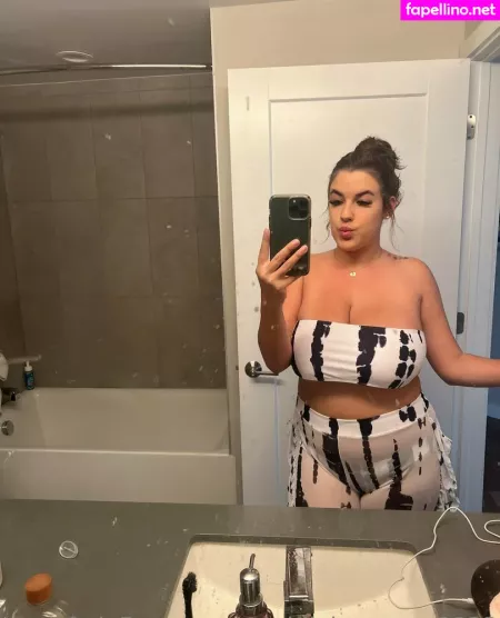 Maddielovezyou2333 OnlyFans Thumbnail #saHiQZRxcs