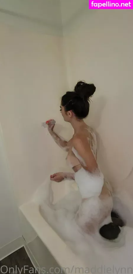 Maddielynnfree OnlyFans Thumbnail #7NOhVa1GVF
