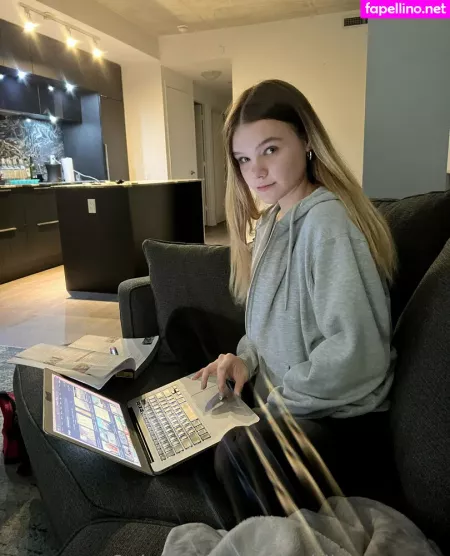 Maddiemasonxo OnlyFans Thumbnail #55KlGMLQdg