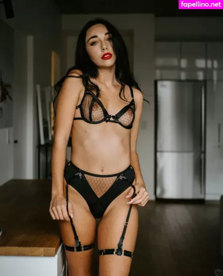 Maddieneville OnlyFans Thumbnail #RcKjkKIdL8