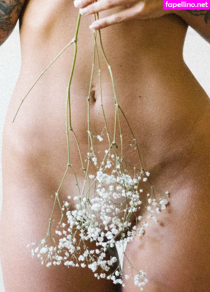 maddieneville, maddieneville_ Nude Leaked OnlyFans Photo #vUkLitZPHQ