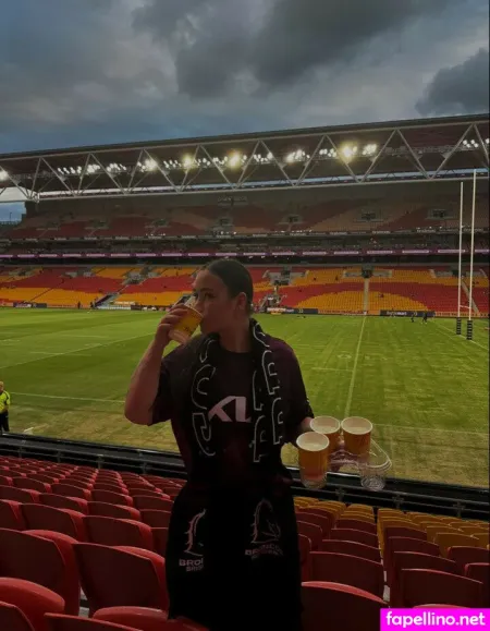 Maddiewort OnlyFans Thumbnail #Eqh0nZ7kEz