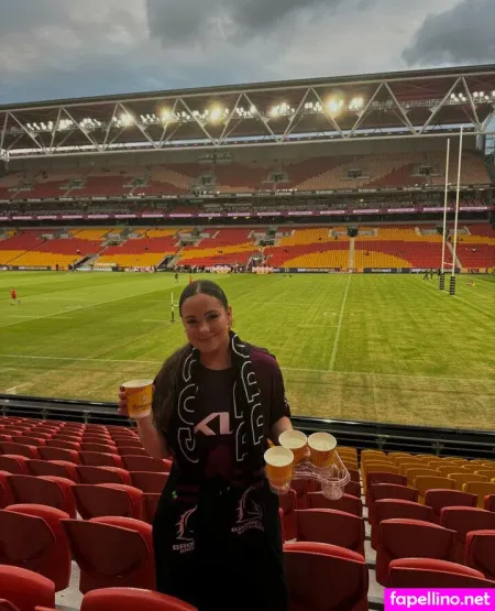 Maddiewort OnlyFans Thumbnail #QAM7kGkdWI