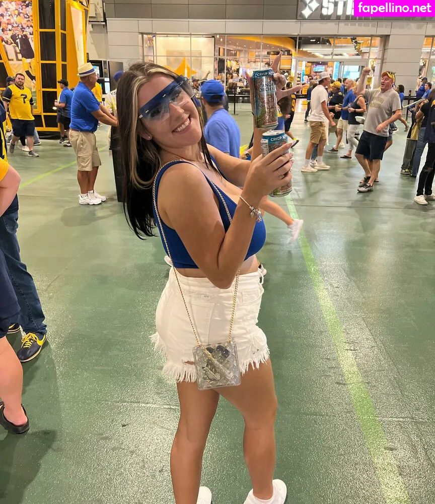 Maddielovezzyou, maddie_xo14, maddiexovip Nude Leaked OnlyFans Photo #V1PAvMo49X