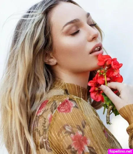 Maddieziegler OnlyFans Thumbnail #0au8ql97aA