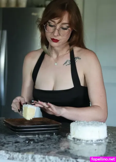 Maddikittiii OnlyFans Thumbnail #RIEq8qcYcc