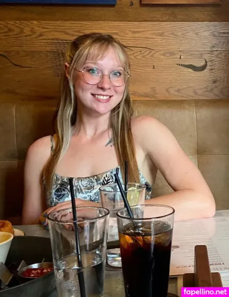 Maddikittiii OnlyFans Thumbnail #Yo4N6InSdx