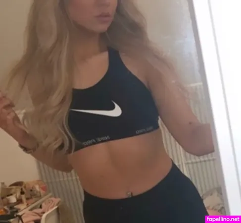 Maddison Denholm OnlyFans Thumbnail #kgm29xNq69