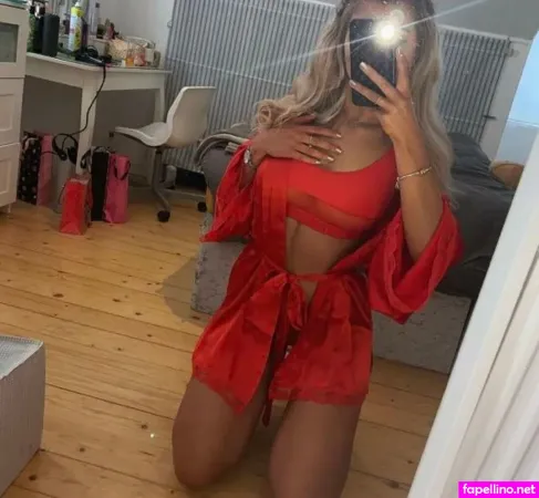 Maddison Denholm OnlyFans Thumbnail #oUhDlcGBSM