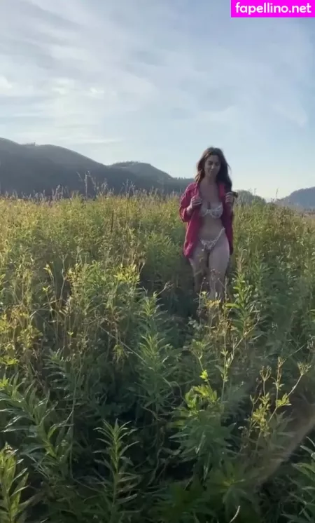 Maddison Noel OnlyFans Thumbnail #9jyxQg5jFJ