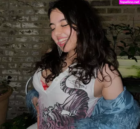 Maddy Adderley OnlyFans Thumbnail #DmO5bEbbbI