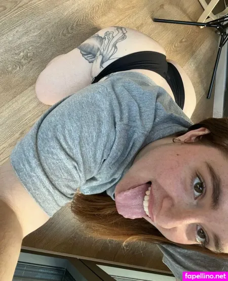 Maddy Red OnlyFans Thumbnail #M1lRN2xsZ9