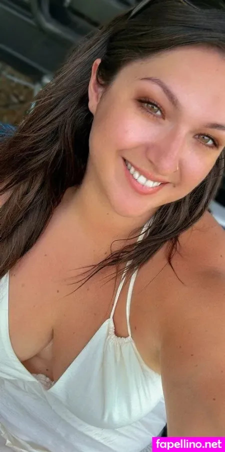 Maddylane18 OnlyFans Thumbnail #NsbwP8cojW