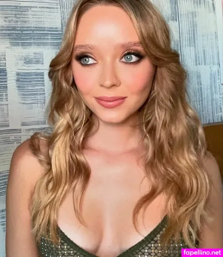 Madeleine Arthur OnlyFans Thumbnail #XM4QgbXuXB