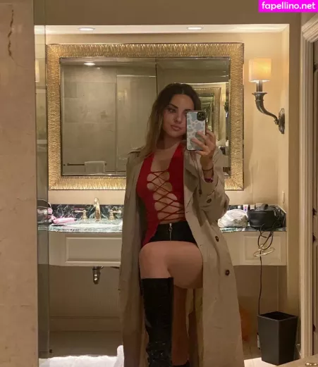 Madeleine Byrne OnlyFans Thumbnail #c1q7ArhzkU