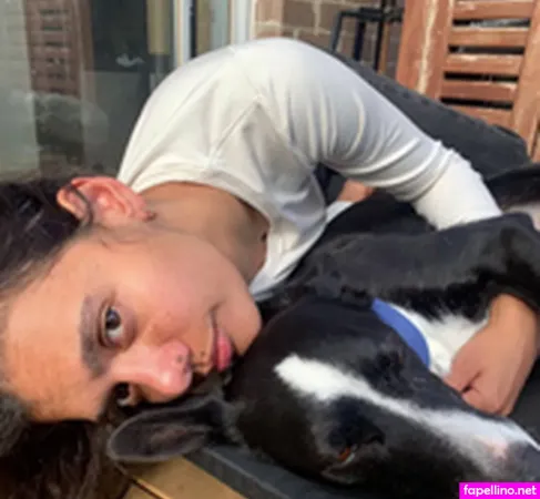 Madeleine Madden OnlyFans Thumbnail #FjZrxTccO0