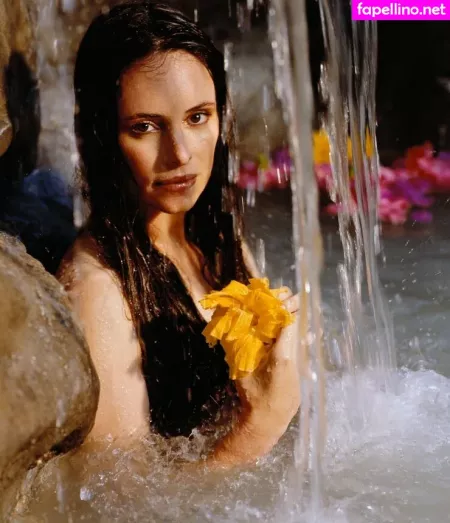 Madeleine Stowe OnlyFans Thumbnail #aJzBzx5C7V
