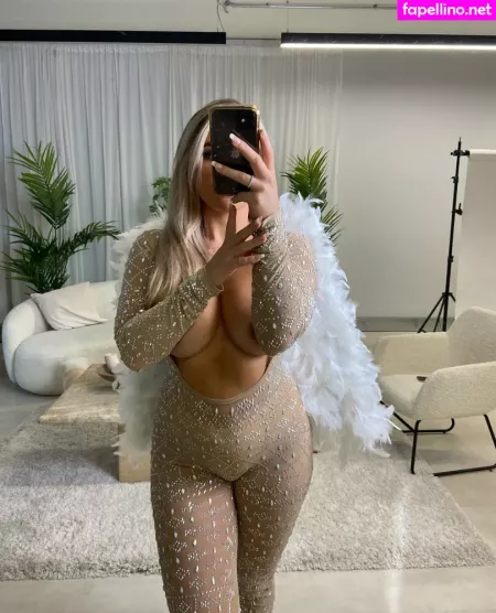 Madelenewright OnlyFans Thumbnail #PWhhOUj6gC