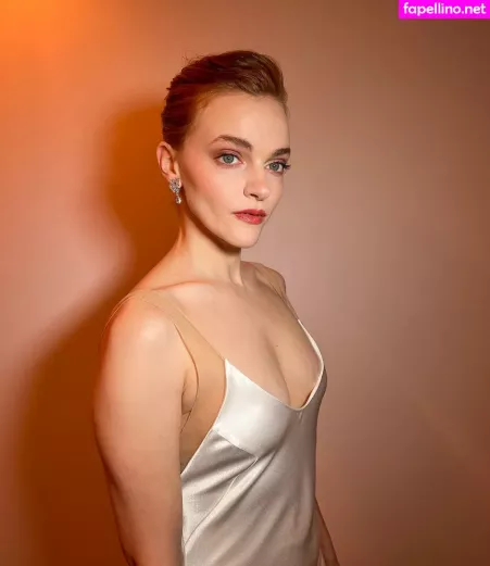 Madeline Brewer OnlyFans Thumbnail #kbdw6z9YnF