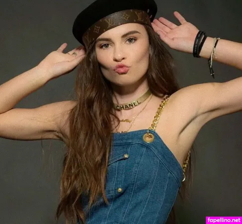 Madeline Carroll OnlyFans Thumbnail #eEo8Z4qNIt