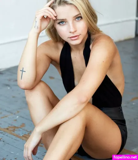 Madeline Keating OnlyFans Thumbnail #80R59u03eO