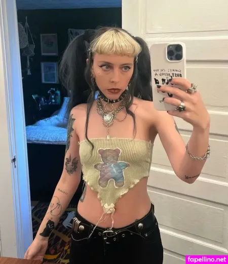 Madeline Pendelton OnlyFans Thumbnail #ogZBxDS7Tr