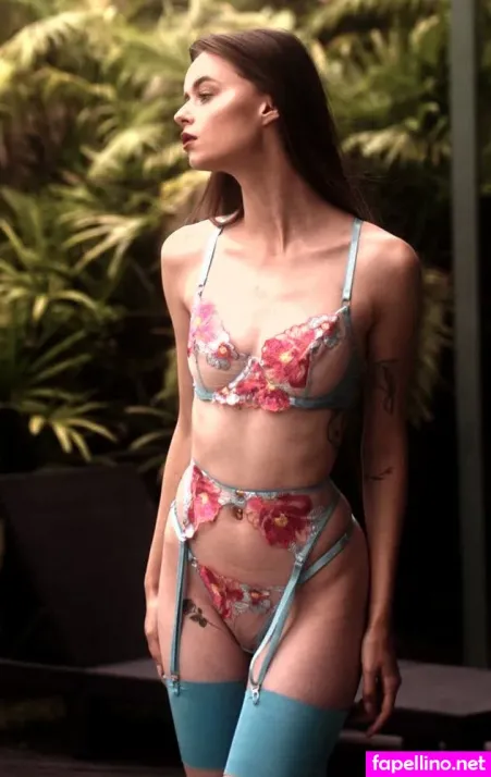 Madeline W OnlyFans Thumbnail #rF2hF907zR