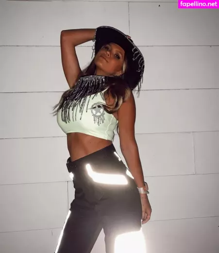 Madeline OnlyFans Thumbnail #HyHV34xz4N