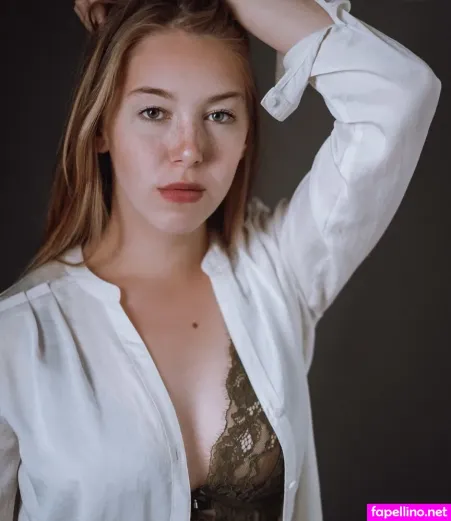 Madelinebiene OnlyFans Thumbnail #FxHbH3F1wy