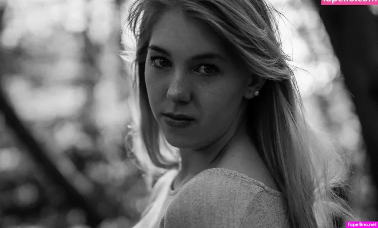 Madelinebiene OnlyFans Thumbnail #HEjL9GjJcc