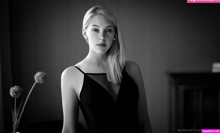 Madelinebiene OnlyFans Thumbnail #pCnpSLBFV4