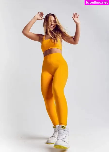 Madelyn Cline OnlyFans Thumbnail #MnYGKkxe88