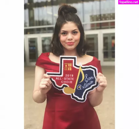 Madelyn Whitehead OnlyFans Thumbnail #jyFfiLH7xk