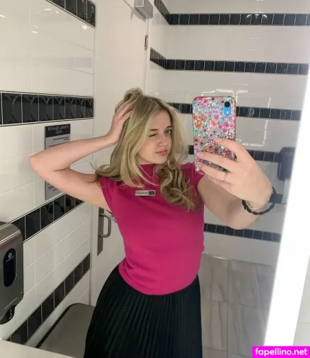 Madelynn Hanvey OnlyFans Thumbnail #jXlSUgiaY1