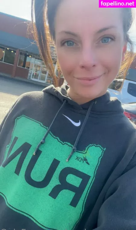 Mademamamad OnlyFans Thumbnail #A25lZSSKQc