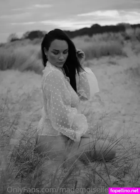 Mademoiselle Michele OnlyFans Thumbnail #MhbBXxneVl