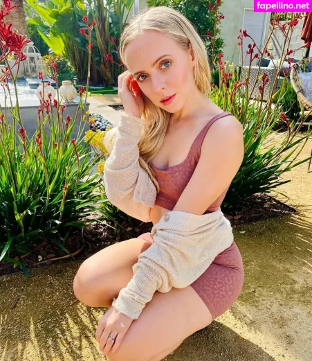 Madilyn Bailey OnlyFans Thumbnail #10TvbLXADi