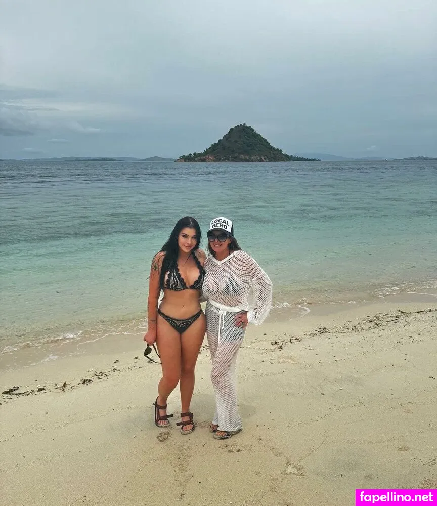 maddsinclair, madisonsinclair Nude Leaked OnlyFans Photo #7QRohUNovY