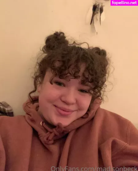 Madisonbeck OnlyFans Thumbnail #PWKUvEzHWK