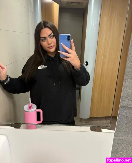 Madixeliza1 OnlyFans Thumbnail #vVjGY12g50