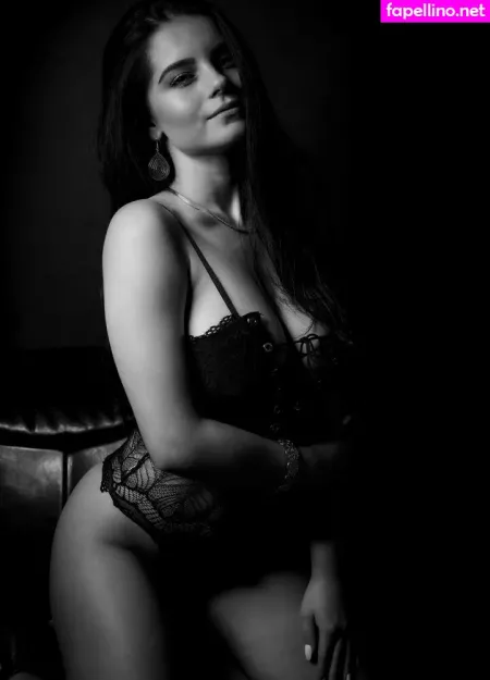 Madlen Brandao OnlyFans Thumbnail #9YtAs8KRWV