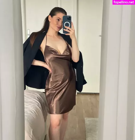 Madlen Brandao OnlyFans Thumbnail #KJO5XQ2fbZ