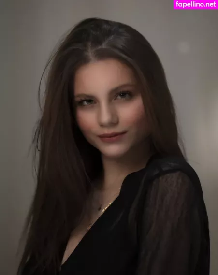Madlen Brandao OnlyFans Thumbnail #LgLkse9CXz