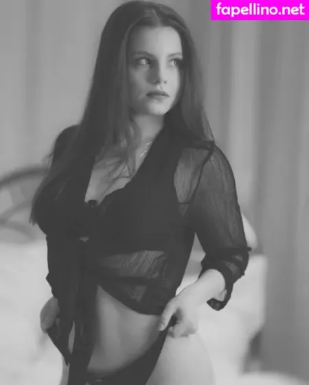 Madlen Brandao OnlyFans Thumbnail #q0yRzV3sJA