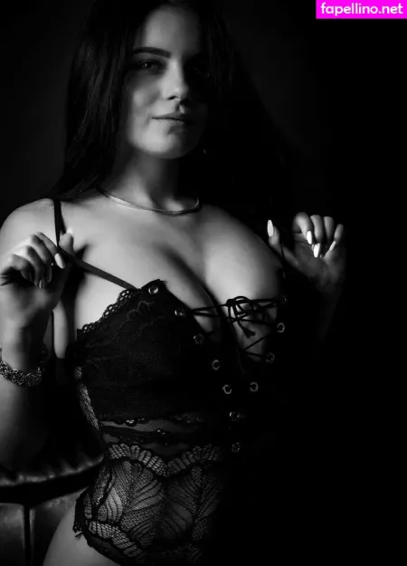 Madlen Brandao OnlyFans Thumbnail #vH76SHTDEa