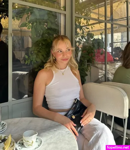 Madlinee OnlyFans Thumbnail #94M7A8Xmb3