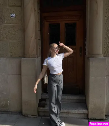 Madlinee OnlyFans Thumbnail #r2AGl8Rm1t