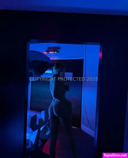Madnikkipurr OnlyFans Thumbnail #Y4S5M1XIg0